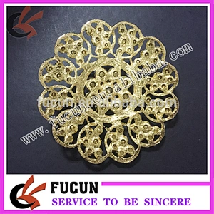 Factory Handmade Gold Base Rhinestone Flower Brooch Big Crystal Brooch Wholesale