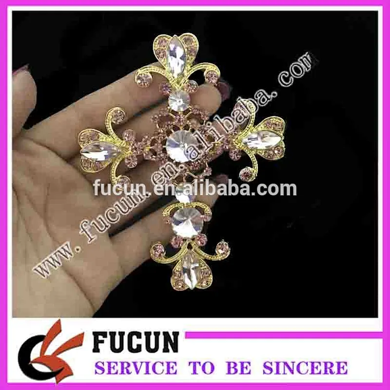 costume jewelry fashion crystal brooches for baptism in bulk