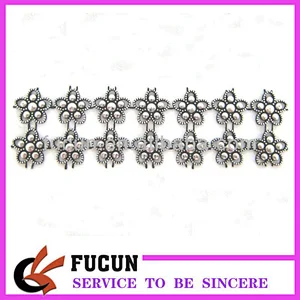 Flower shaped plastic trimming /plastic trimming lace