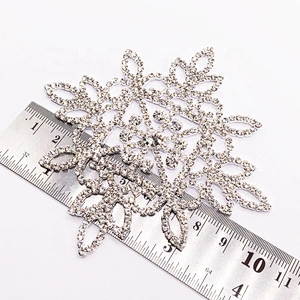 New arrival fashional bling rhinestone design soft flower type rhinestone applique piece