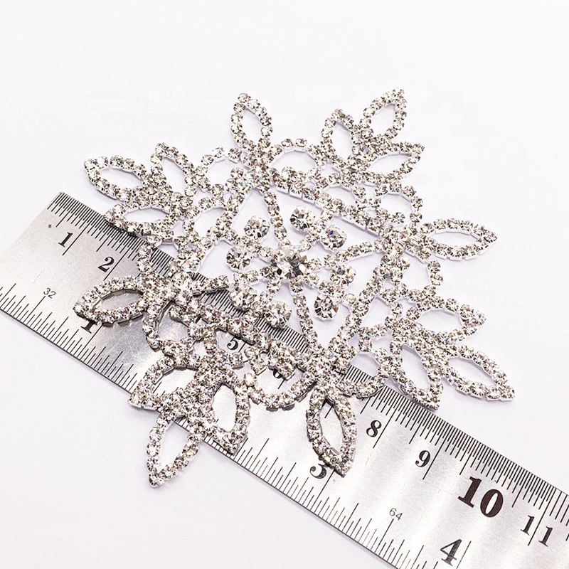 New arrival fashional bling rhinestone design soft flower type rhinestone applique piece
