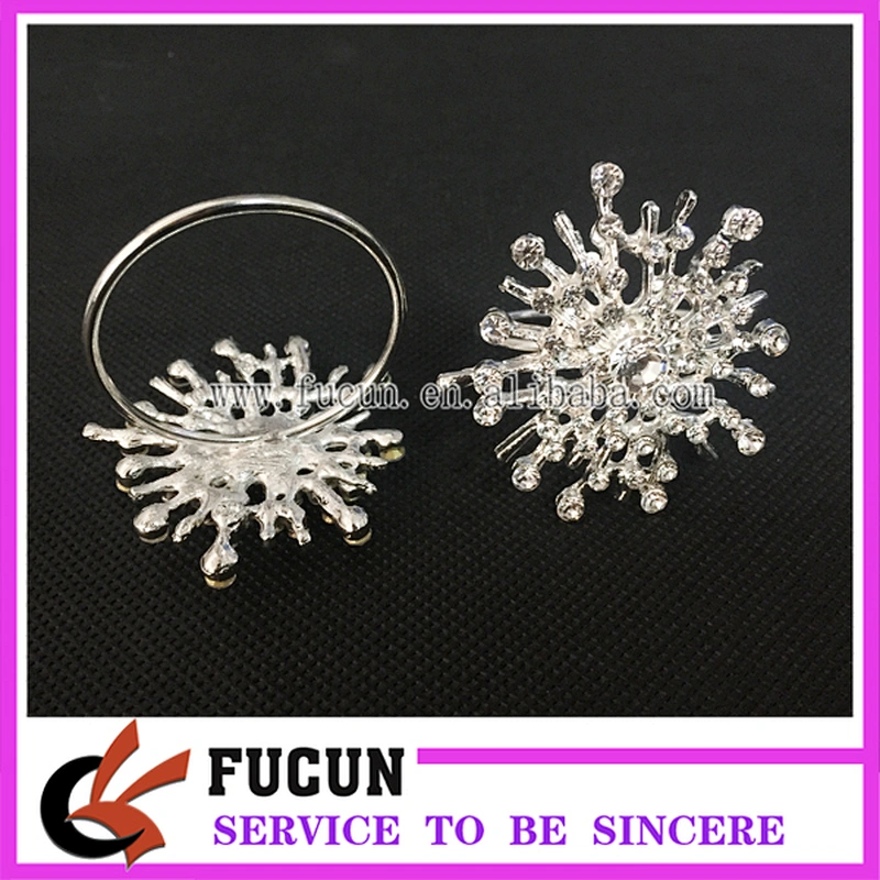 Wholesale Cheap Personality Irregular Design Bridal Crystal Napkin Ring for Wedding Table Decor