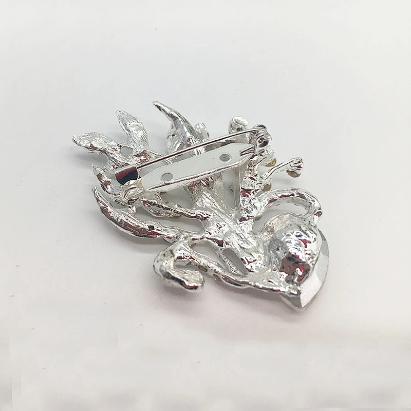 2019 new design elegant crystal flower design jewellery brooch