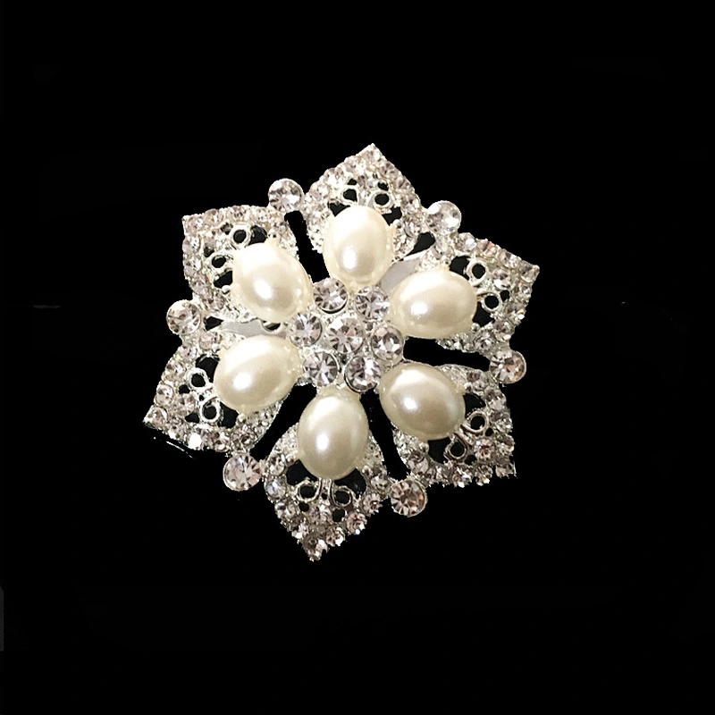 China Supplier Wholesale for Decoration rhinestone brooch