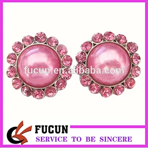 fashion colours pearl and rhinestone small brooch