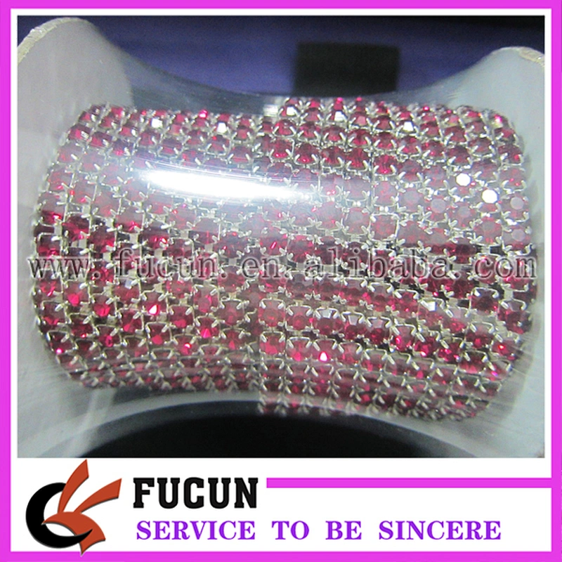 Alibaba wholesale ss6,ss10 ss12,ss16,ss18,ss 28 SS38 one close crystal rhinestone cup chain