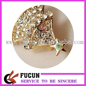 Rhinestone CHRISTMAS TREE BROOCH Pin Gold Tone X-MAS Jewelry