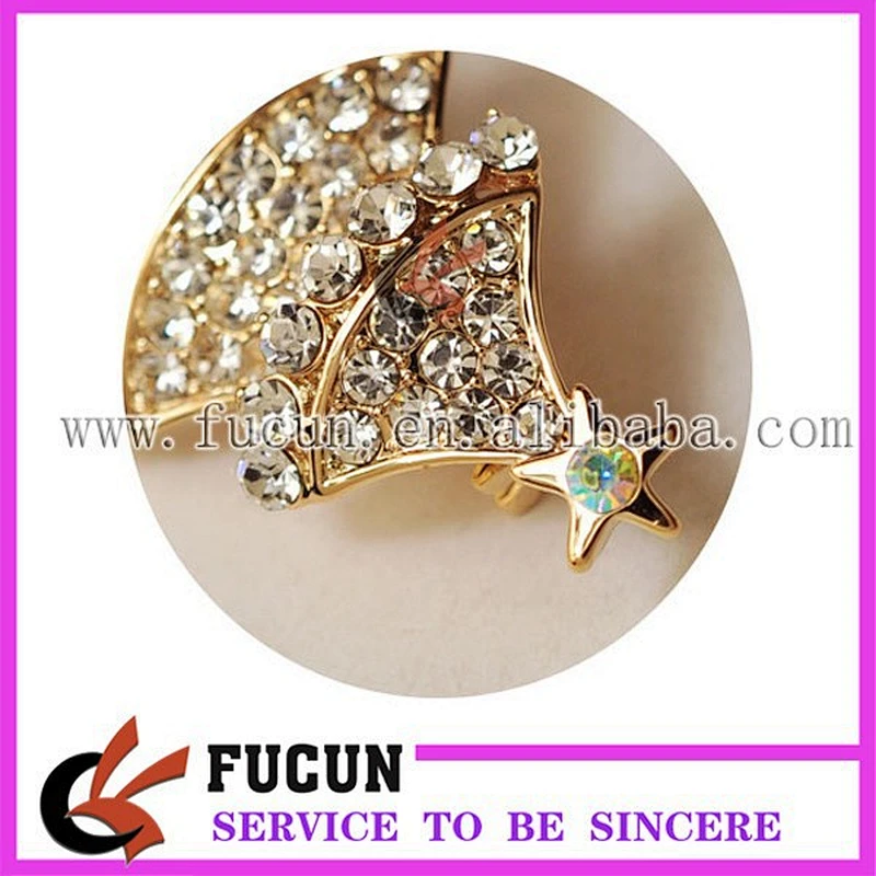 Rhinestone CHRISTMAS TREE BROOCH Pin Gold Tone X-MAS Jewelry