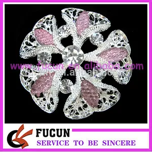 fashion silver artificial flower rhinestone diamond brooch jewelry for wedding invitations from Guangzhou