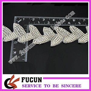 BRIDAL SWIRL GLASS SILVER BEADED RHINESTONE TRIM