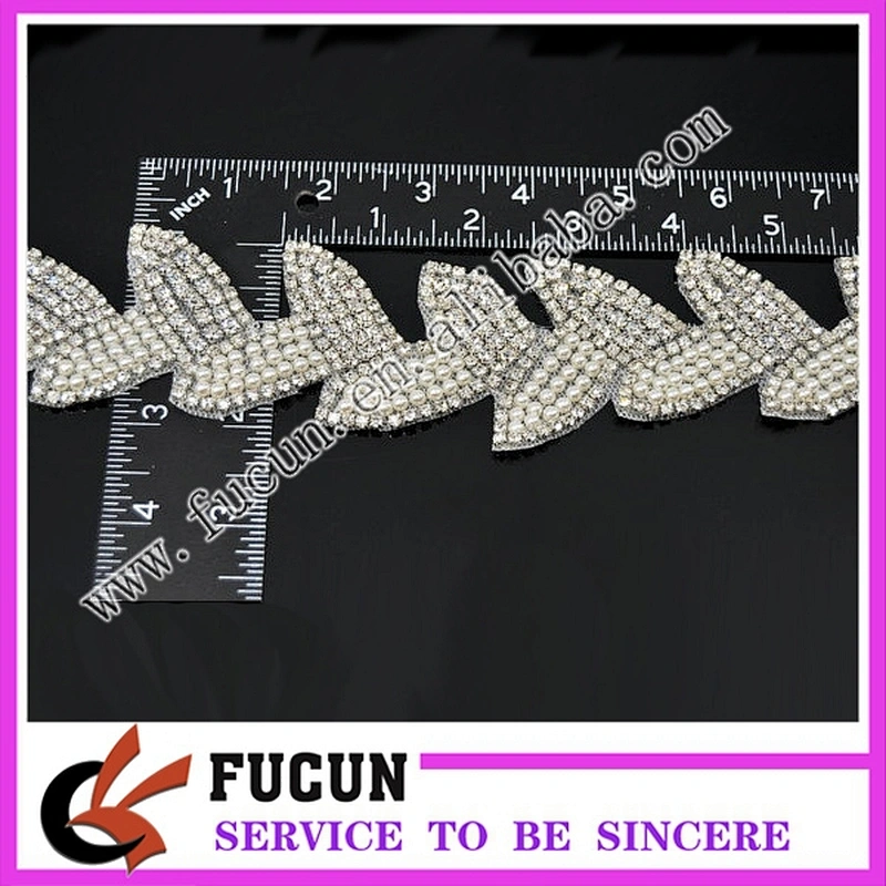 BRIDAL SWIRL GLASS SILVER BEADED RHINESTONE TRIM