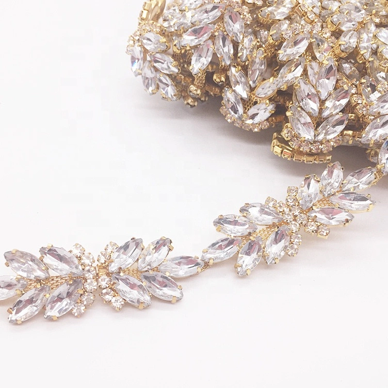Wholesale 2019 spring new design clear acrylic rhinestone trims for dress belt decoration