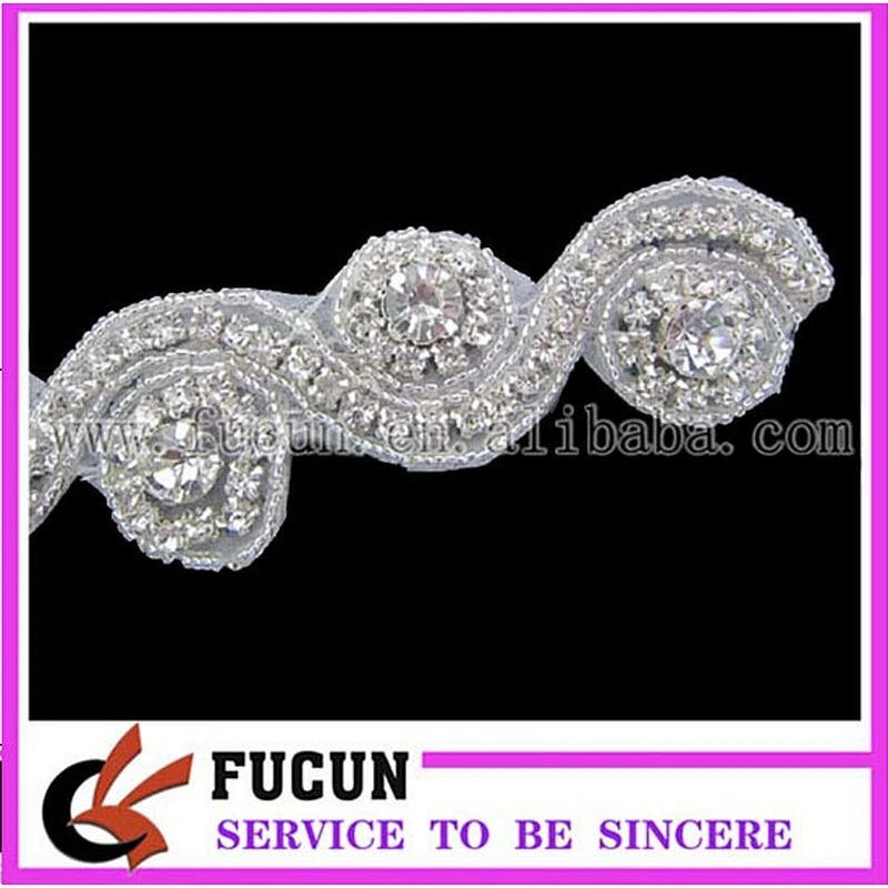 Fashion style beaded crystal rhinestone appliques for wedding dresses trimming