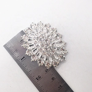 Hot sale clear diamante rhinestone clothing accessories brooch pins