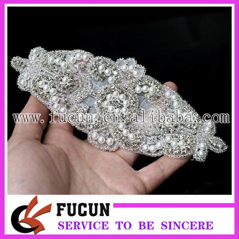 China manufacturer iron on rhinestone applique for garment,bag,shoe decoration