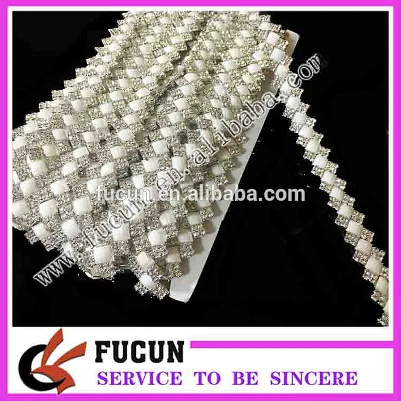 Best selling Bridal dress decorative rhinestone chain trim manufacturer sale