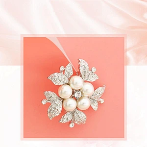 fashion wedding jewelry style diamond flower brooch for party decoration