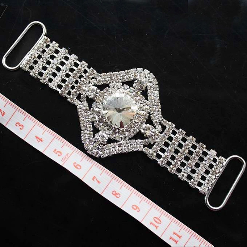 wholesale on Alibaba 2018 new unique design crystal rhinestone bikini connector for swimwear