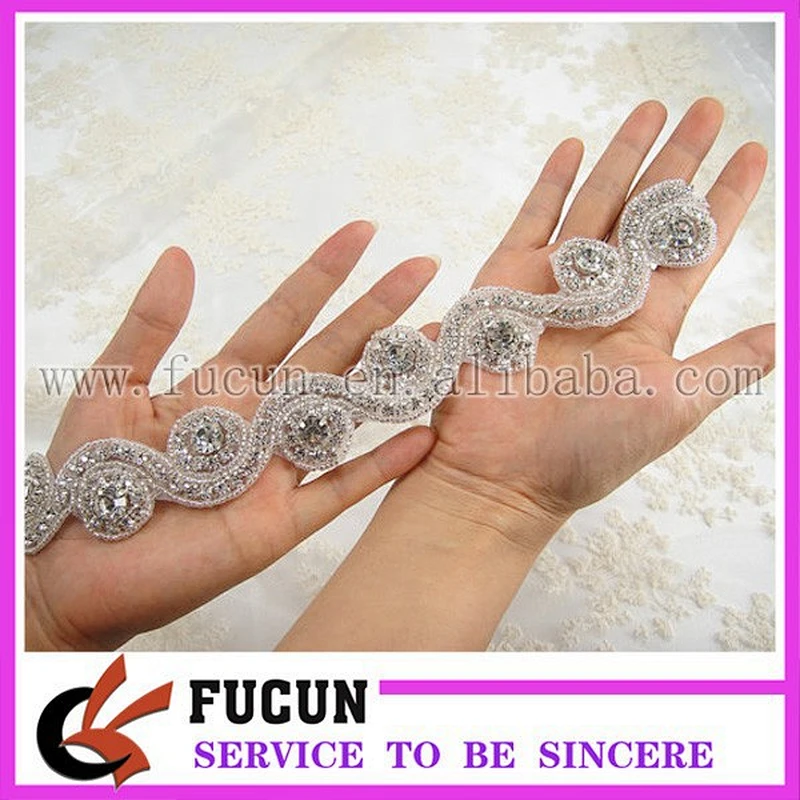 hot sale crystal rhinestone bead trimming for wedding sash