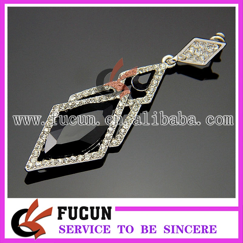 latest fashion design zinc making rhinestone earrings jewelry China wholesale