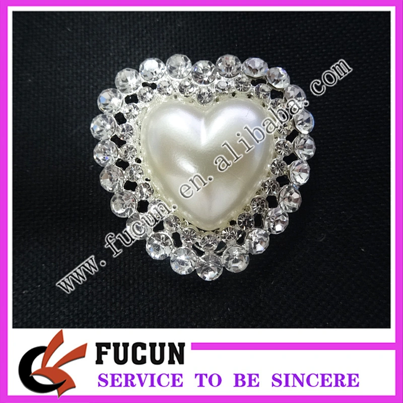 High quality silver plating heart shape rhinestone pearl brooch scarf buckle