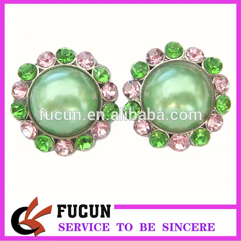 fashion colours pearl and rhinestone small brooch