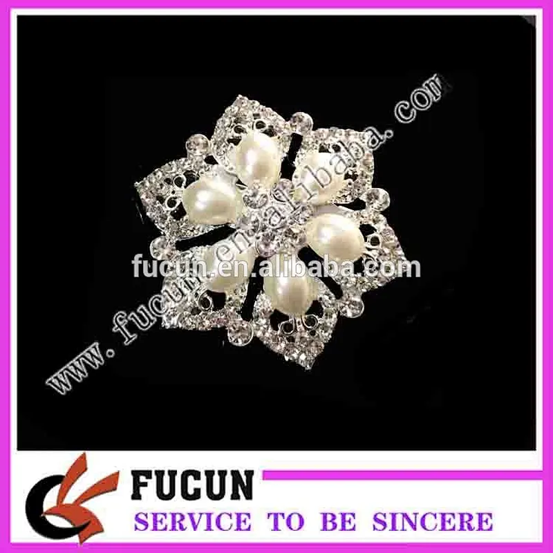 China Supplier Wholesale for Decoration rhinestone brooch