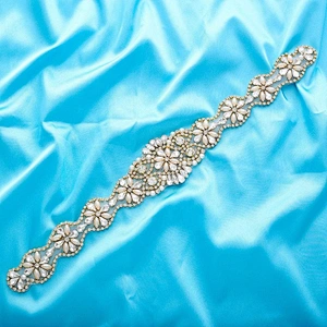 2019 top Sale Decorations Sew On Rhinestone Trimming /rhinestone Applique For Wedding Dress