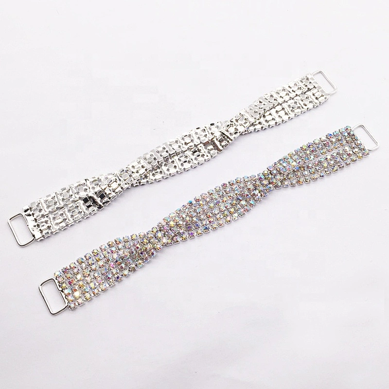 Women latest model fashion twisty design swimming wear rhinestone connector