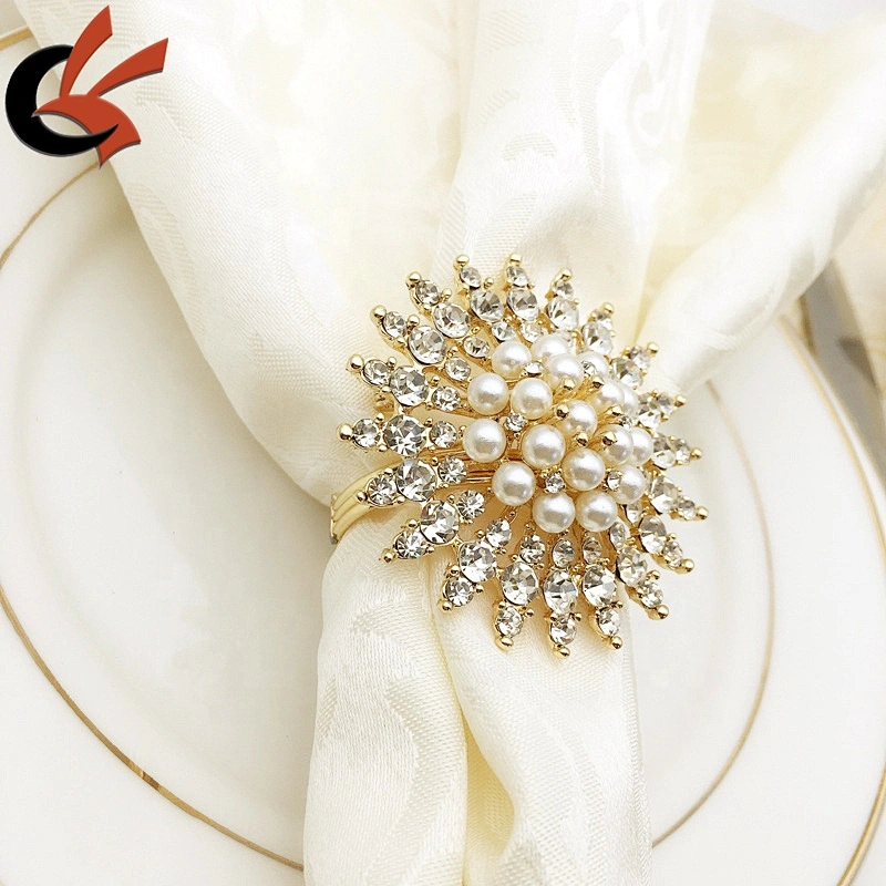 Bling Diamonds Pearl Wedding Napkin Ring for Wedding Dinner Favors