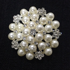 Hot selling 45mm flower design pearl wedding rhinestone brooch