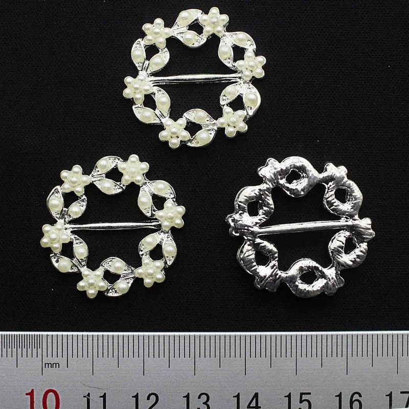 Latest Fashion decorative rhinestone buckle for for garment wholesale