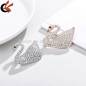 China Factory Custom Swan rhinestone brooch