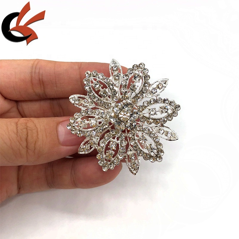 New Silver clear crystal rhinestone flower brooches