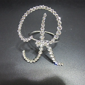 Hot selling rhinestone lettes design letter R monogram alphabet napkin ring