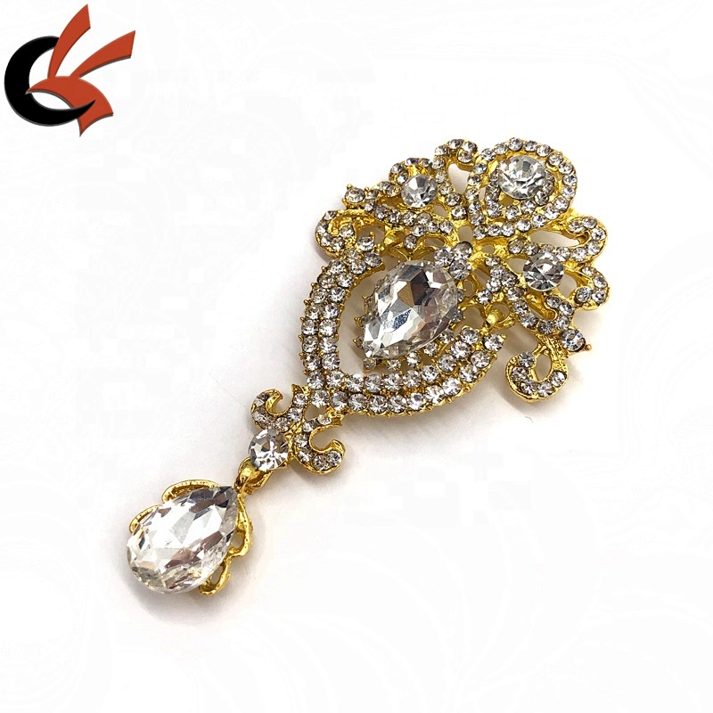 New Style Fashion Rhinestone Flower Brooch For Wholesale