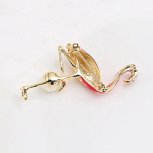 China Wholesale Latest Wedding Favor Design Enamel Flamingo Animal Brooch Pin