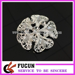 high quality metal and crystal rhinestone women floral brooch/irish channel brooch pins