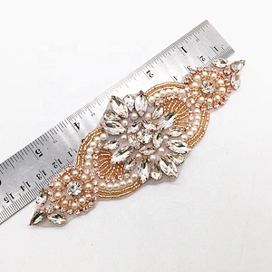 Custom design rhinestone hot fix rhinestone applique patch motif for wedding decors