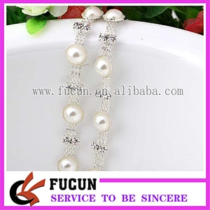 Handmade cheap rhinestone wedding trim bowknot style crystal beaded chains