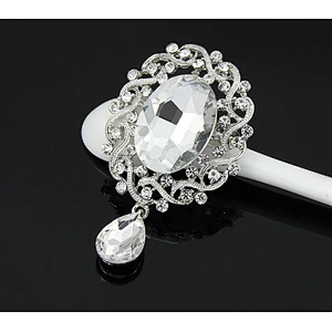 Latest wholesale colorful crystal top quality bling shiny rhinestone wedding bridal brooch in bulk