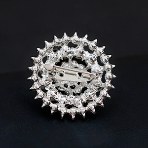Custom Fashion Small Ivory Pearl Clear Rhinestone Brooch