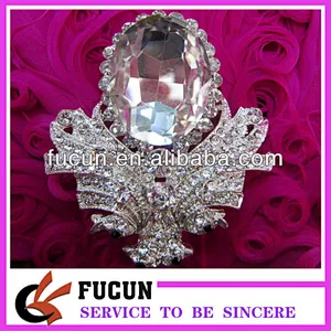 wholesale fashion bridal crystal rhinestone brooches for wedding invitations