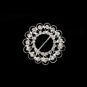 New arrival round rhinestones metal flower buckles for wedding decoration