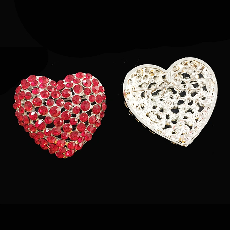 fashion alloy big heart shaped hollow brooch bright crystal brooch pin for women