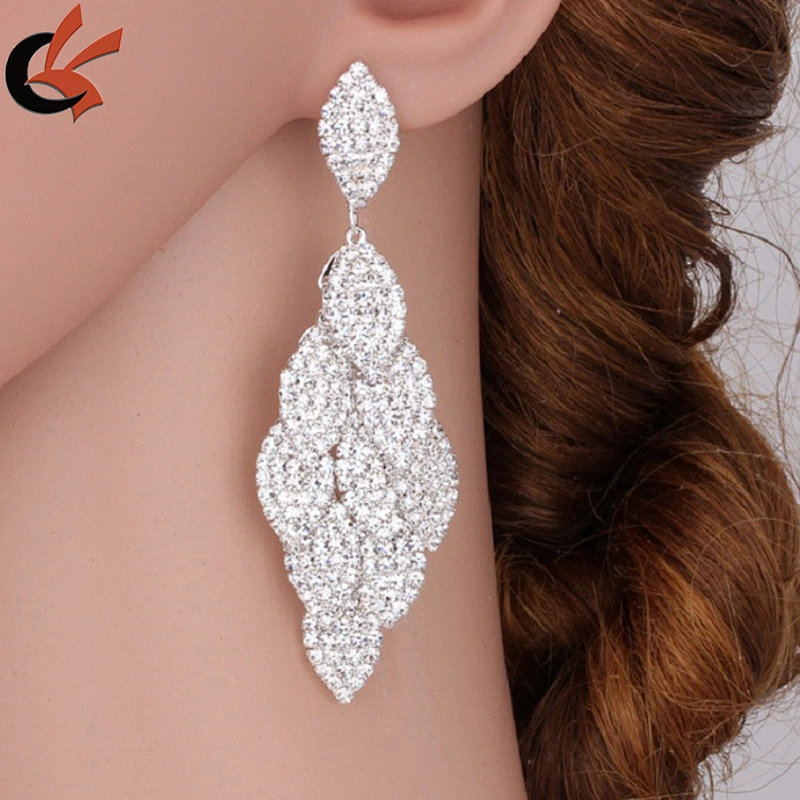 wholesale banquet silver cute rhinestone earrings