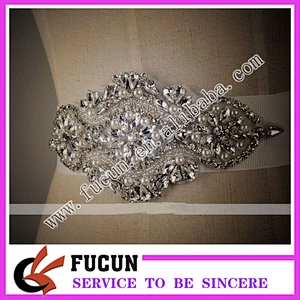 Hot sale hand rhinestone applique embroidery designs lace ribbon for wedding