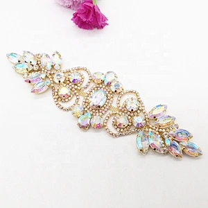 China factory best selling fashion delicate gold stone alloy crystal floral applique