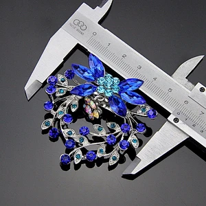 Factory wholesale Fashion Costume jewelry design rhinestone brooch for wedding