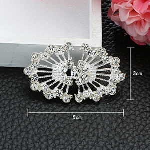Decorative rhinestone bridal crystal clasp buckle for wedding dress